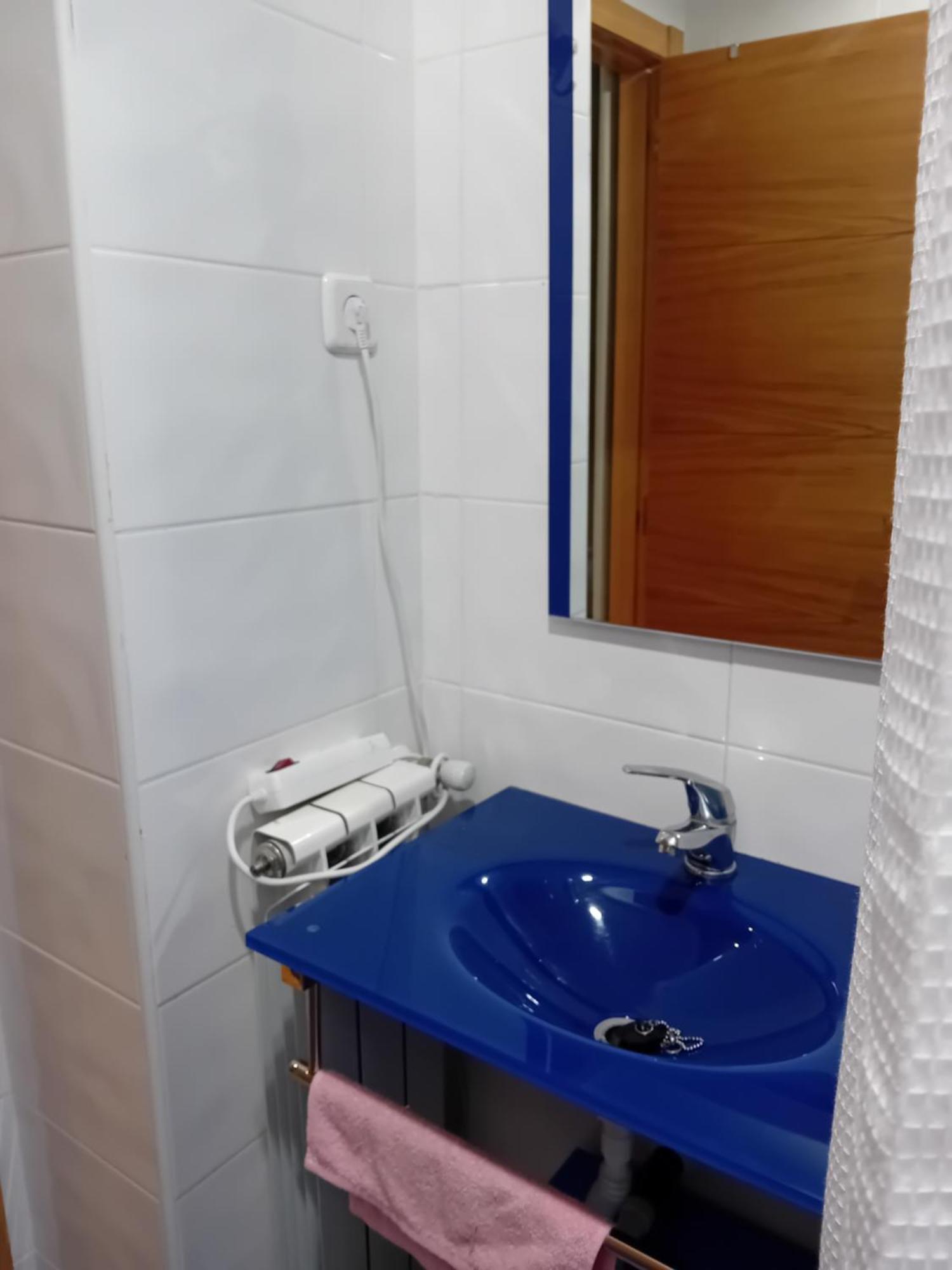 Individuales Madrid: Tranquil Airport Retreat Homestay San Sebastian de los Reyes