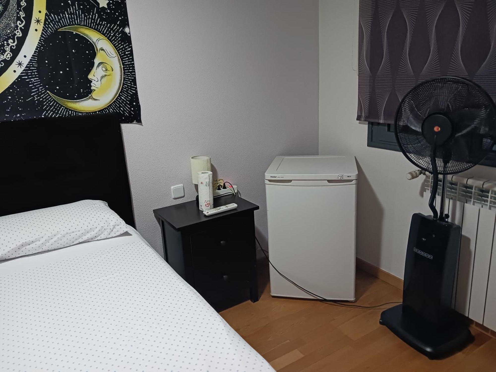 Individuales Madrid: Tranquil Airport Retreat Homestay San Sebastian de los Reyes